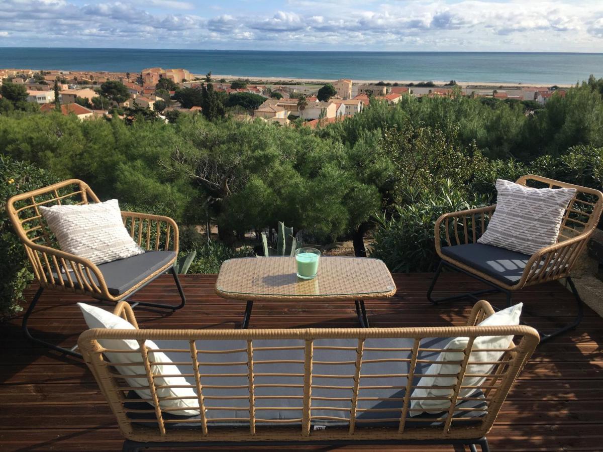 Saint-Pierre-La-Mer Фльори Екстериор снимка